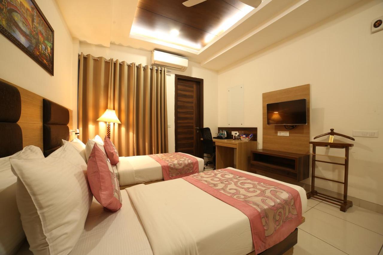 Hotel Grand Regency By Jmd Group Near Delhi Igi Airport Нью-Делі Екстер'єр фото